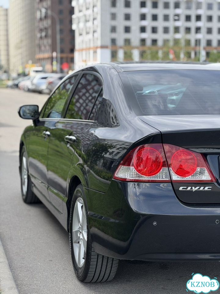 Honda Civic 1.8 AT, 2008, 250 600 км фото 17