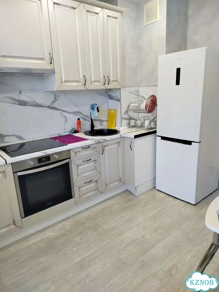 2-к. квартира, 60 м², 2/19 эт. фото 2