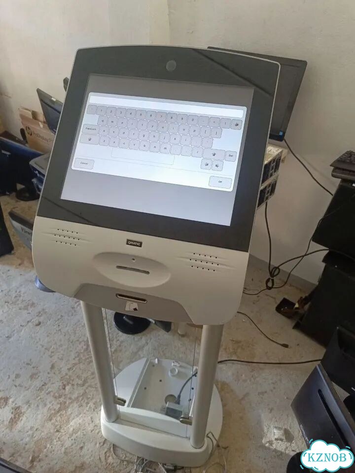 Терминал Qmatic Vision 17 фото 1