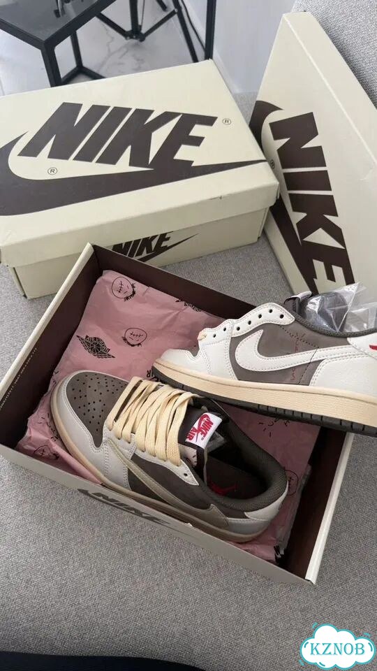 Nike Air Jordan 1 Low Travis Scott Reverse Mocha фото 1