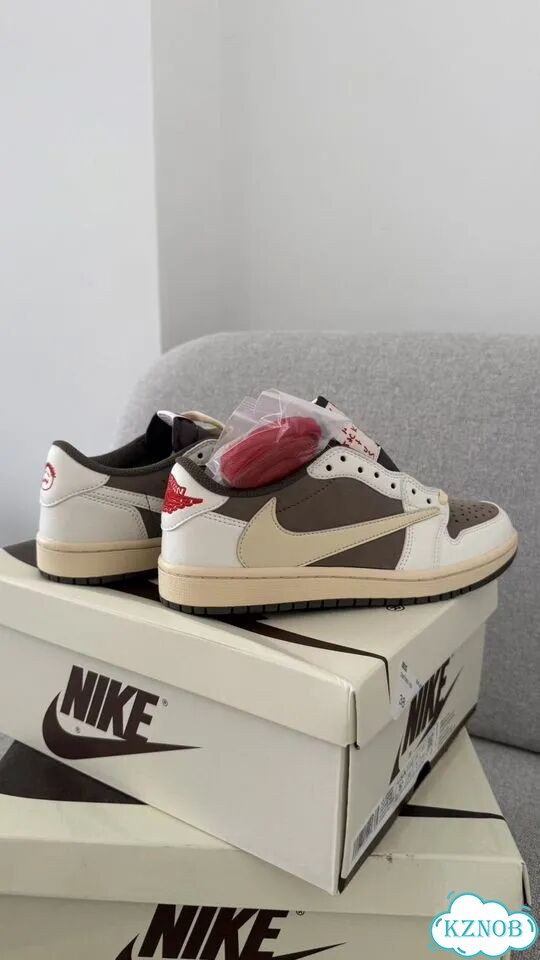 Nike Air Jordan 1 Low Travis Scott Reverse Mocha фото 2