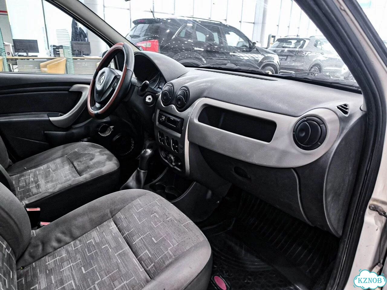 Renault Logan 1.4 MT, 2011, 159 370 км фото 11