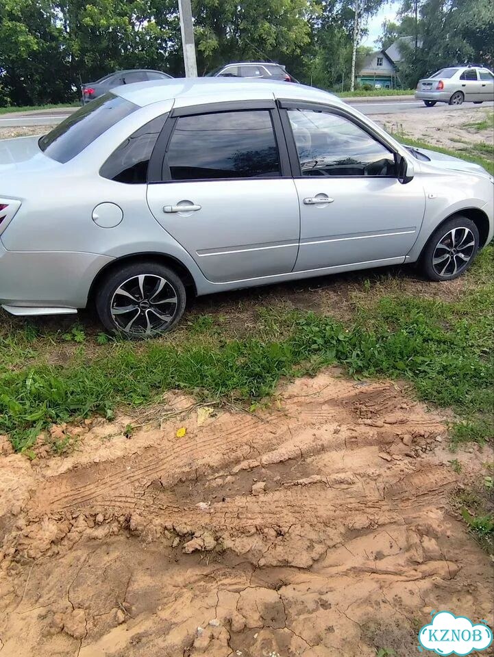 ВАЗ (LADA) Granta 1.6 MT, 2012, 200 000 км фото 4