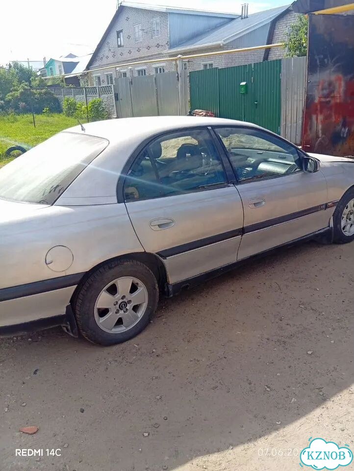 Opel Omega 2.5 MT, 1997, битый, 250 000 км фото 2