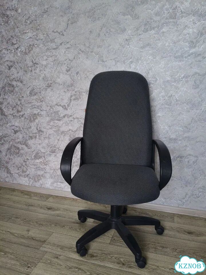 Офисное кресло бу фото 1
