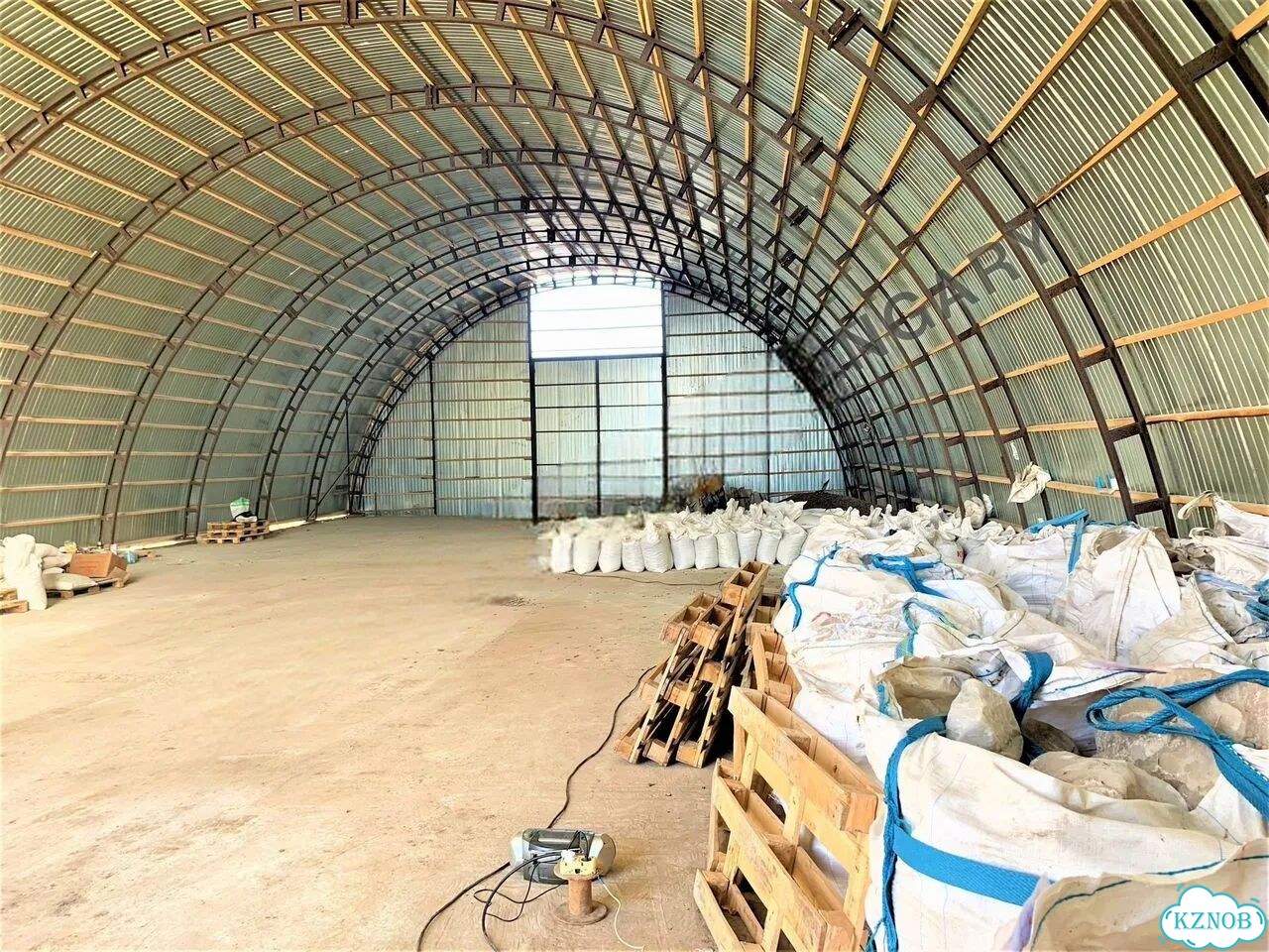 Складской ангар 1078 м² фото 4