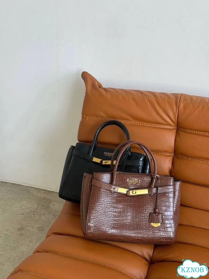 Сумка guess новая оригинал фото 1