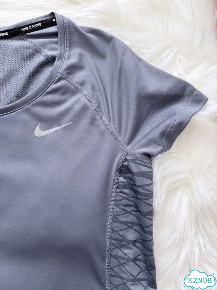Футболка nike женская размер M,44/46 фото 4