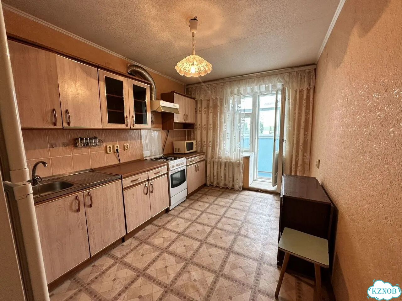 2-к. квартира, 65 м², 4/10 эт. фото 1