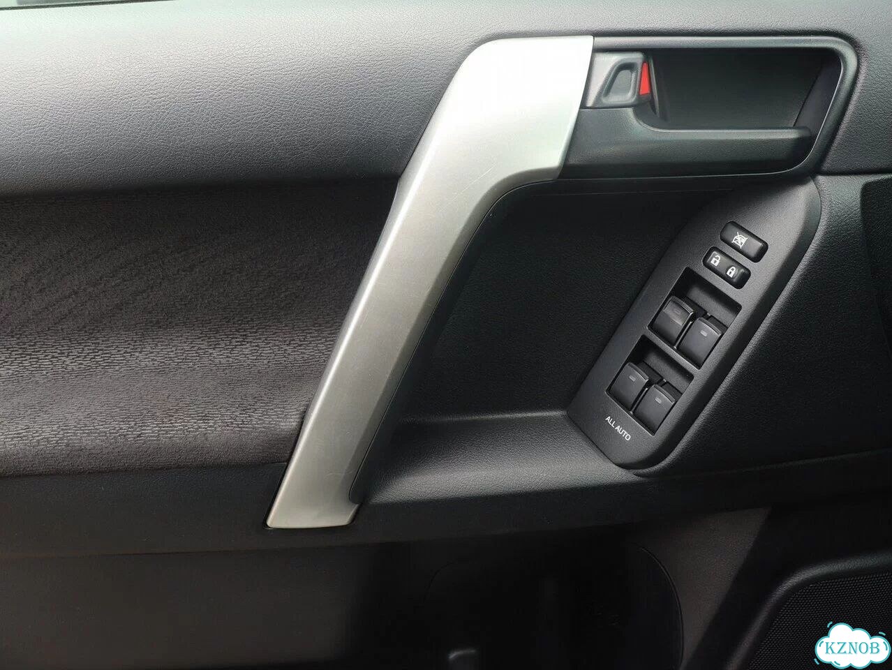Toyota Land Cruiser Prado 2.7 AT, 2021, 96 575 км фото 9