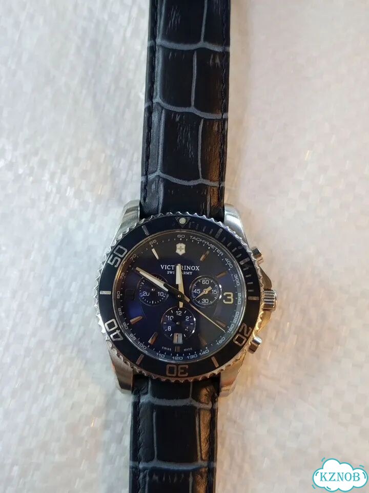Мужские наручные часы Victorinox Maverick фото 2