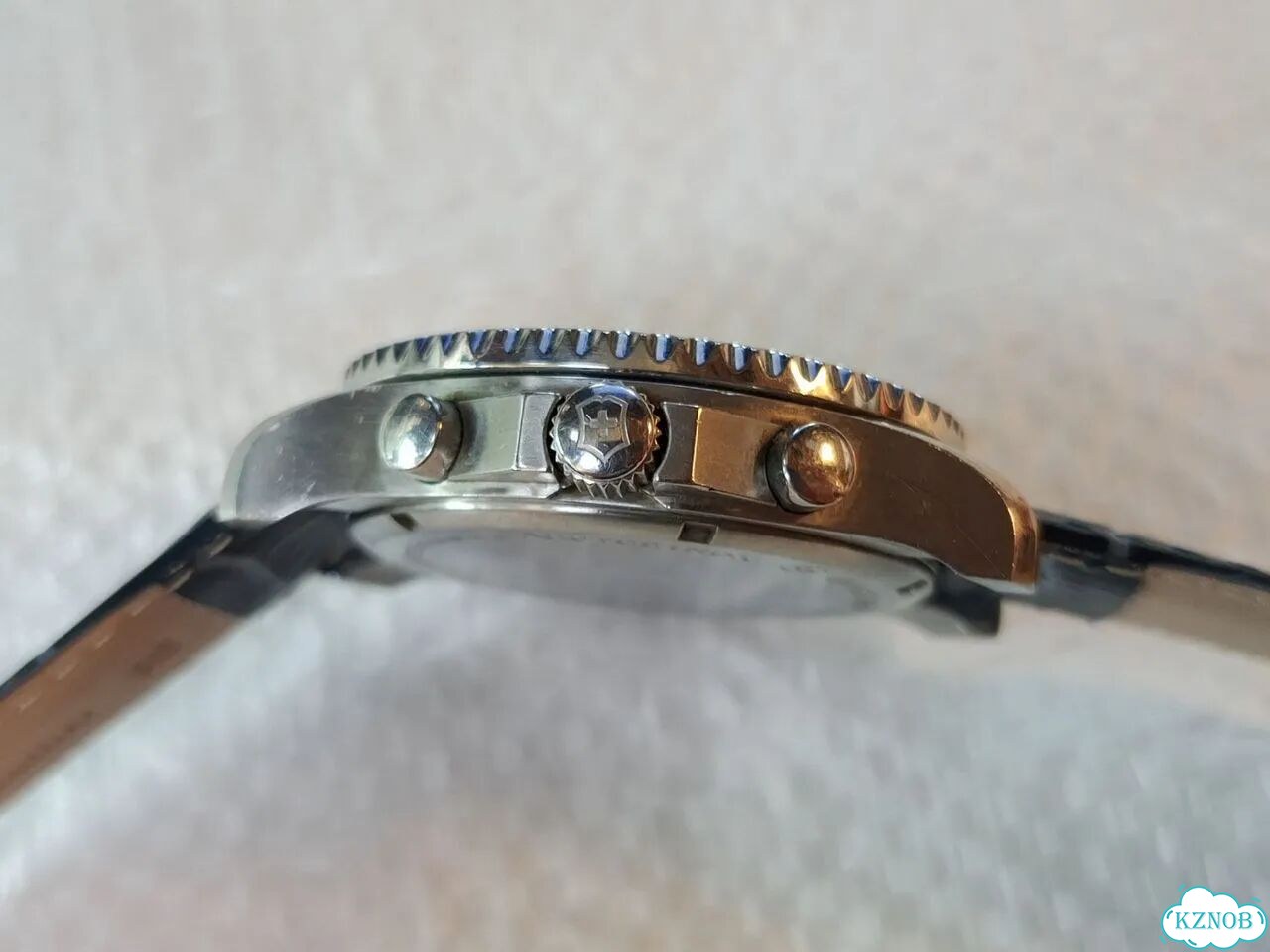 Мужские наручные часы Victorinox Maverick фото 5