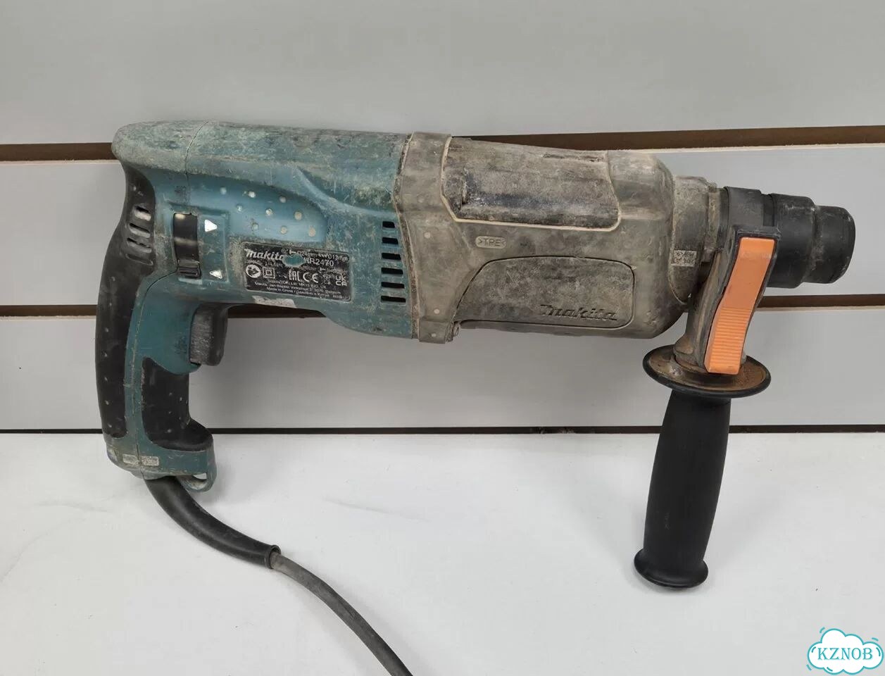Перфоратор Makita HR2470 фото 2