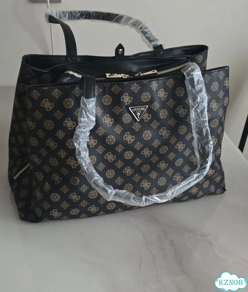 Новая сумка-тоут Guess Wilder Tri Compartment фото 2
