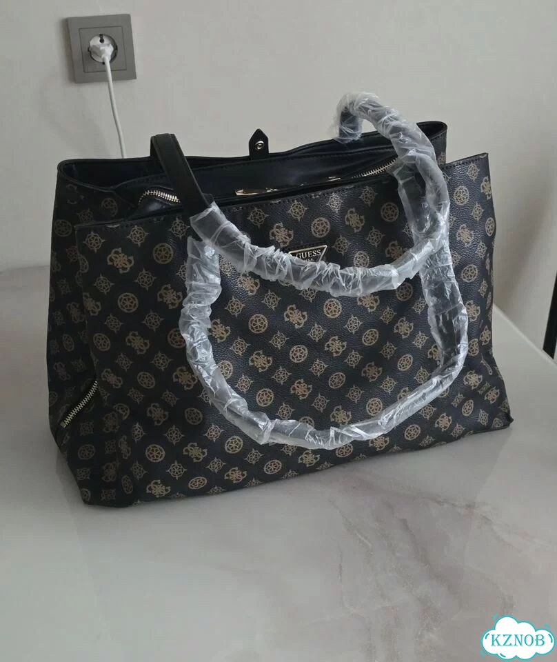 Новая сумка-тоут Guess Wilder Tri Compartment фото 3