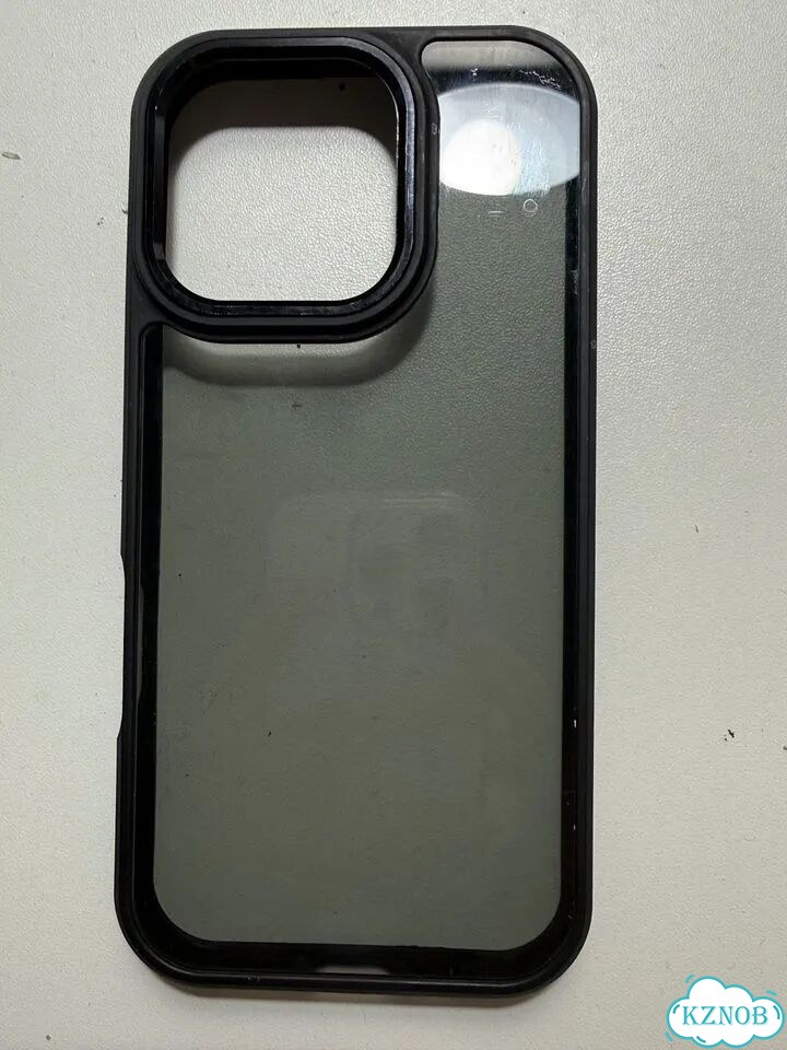 Чехол на iPhone 16 pro фото 2