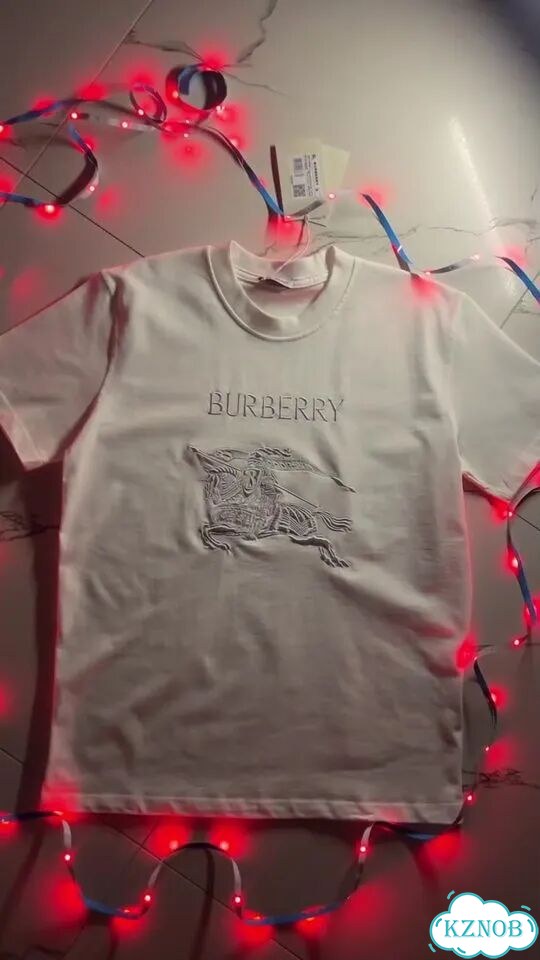 Футболка Burberry белая фото 1