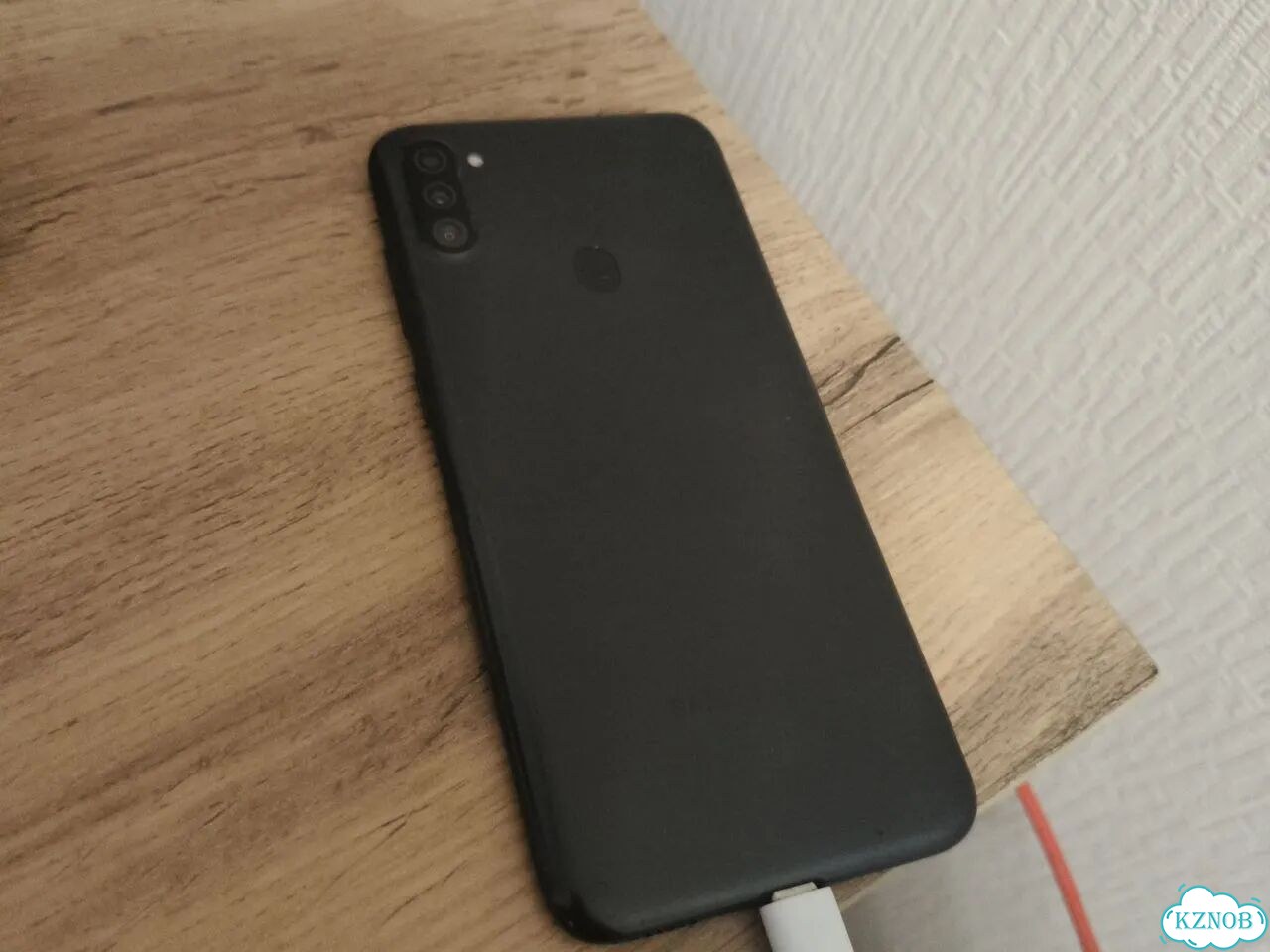 Samsung Galaxy A11, 2/32 ГБ, 2 SIM фото 2