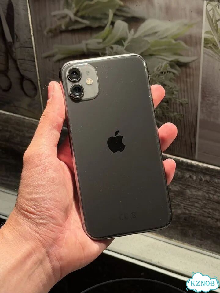 iPhone 11, 64 ГБ, SIM + eSIM фото 1