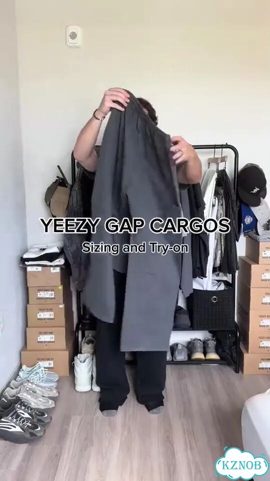 Yeezy Gap sateen cargo pants широкие карго штаны фото 1