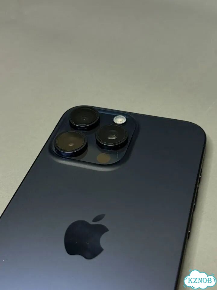 iPhone 15 Pro Max, 256 ГБ, SIM + eSIM фото 1