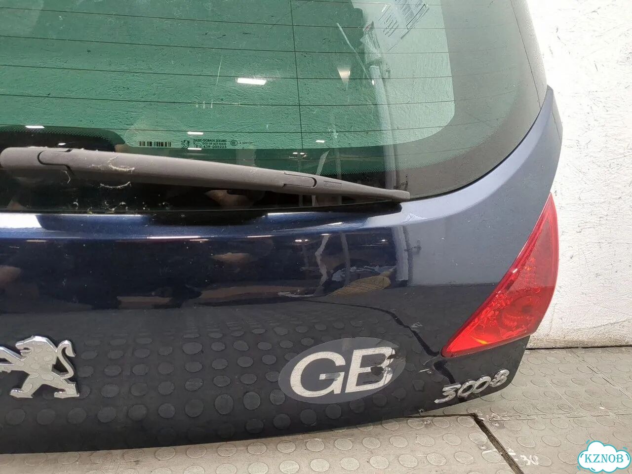 Крышка багажника Peugeot 3008 фото 7
