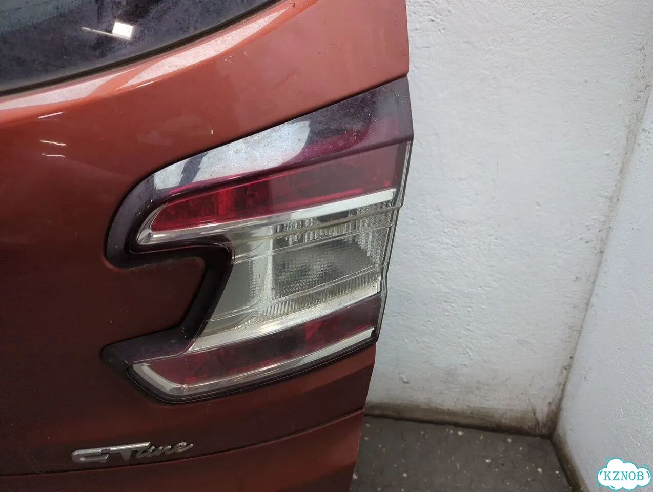 Крышка багажника Renault Megane 3 фото 9