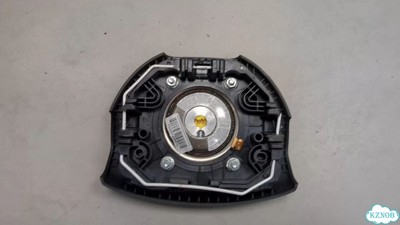 Подушка безопасности водителя Ford Focus 2 фото 4