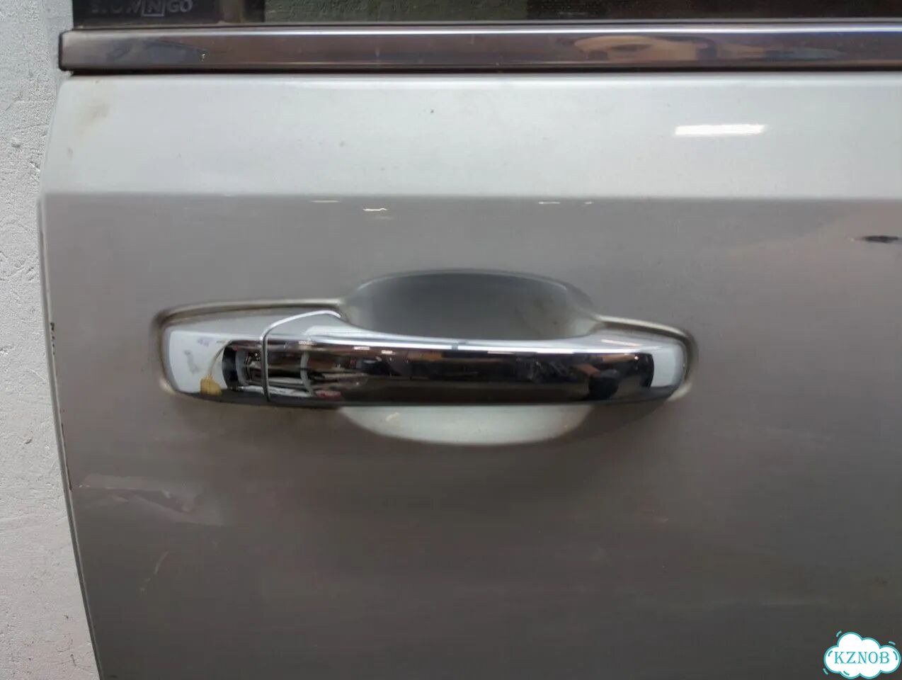Дверь раздвижная левая Chrysler Voyager фото 4