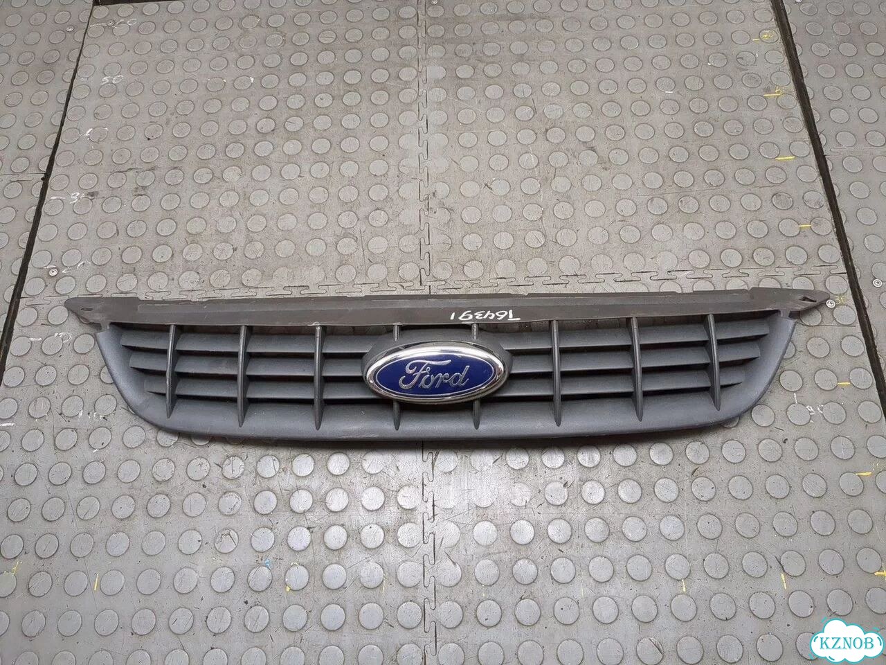 Решетка радиатора Ford Focus 2 фото 1