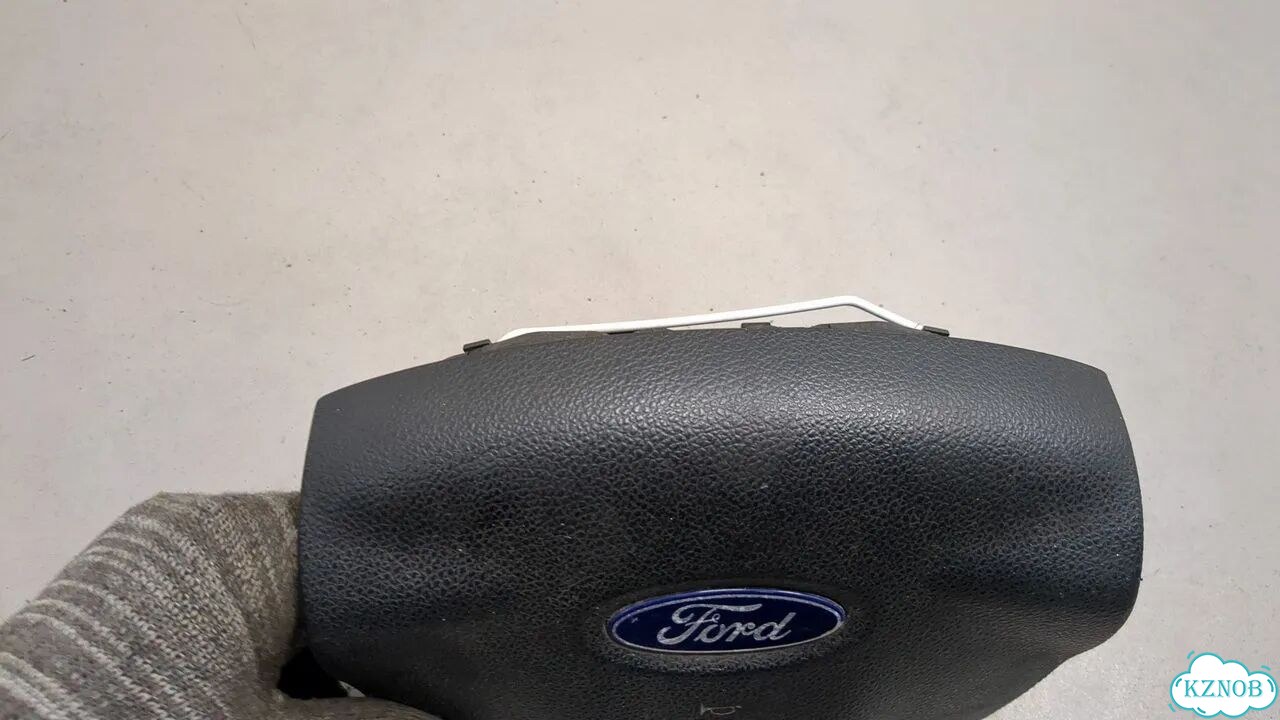 Подушка безопасности водителя Ford Focus 2 фото 3