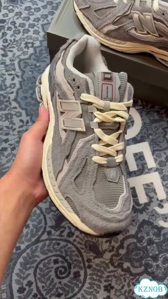 Кроссовки New Balance 1906D фото 1