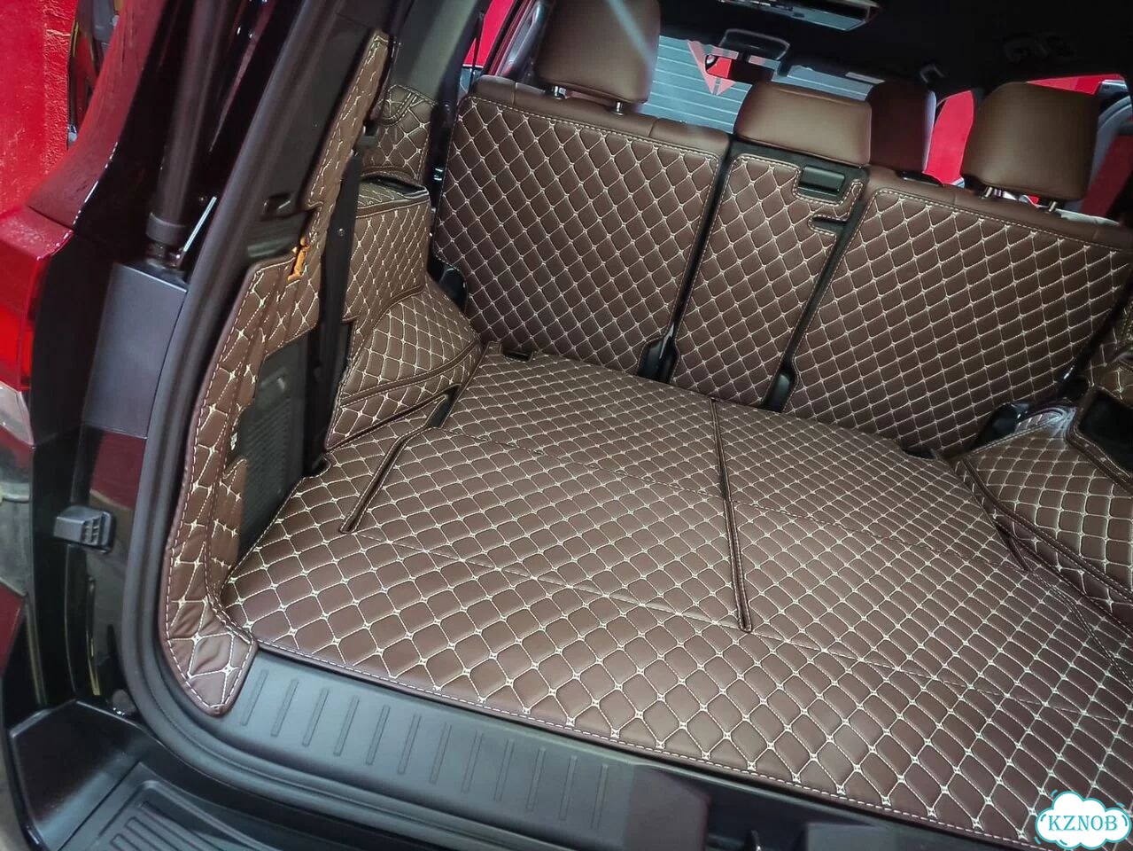 3D коврики в багажник Toyota Land Cruiser 300 фото 1