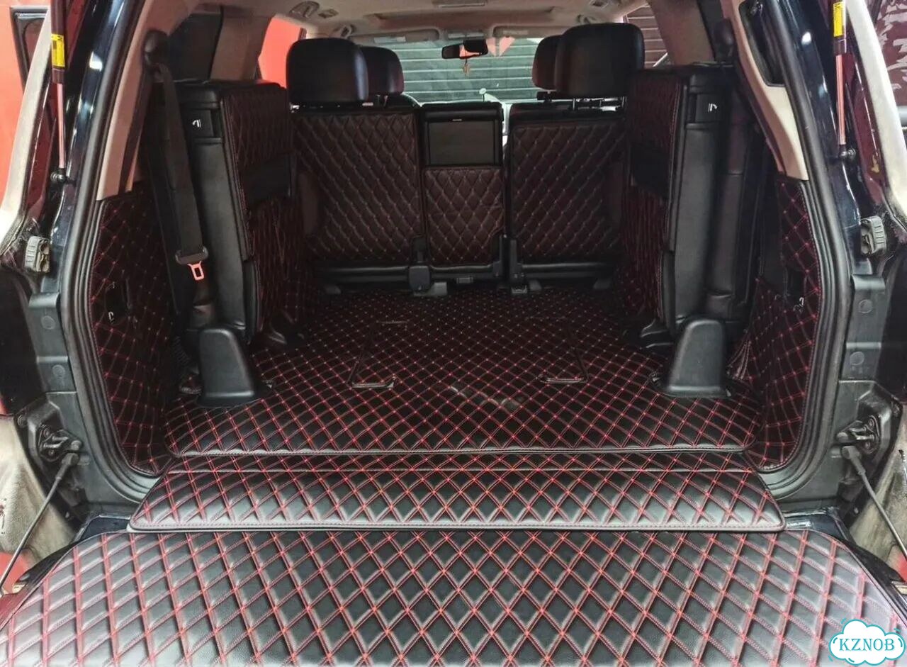 3D коврики в багажник toyota land cruiser 200 фото 1