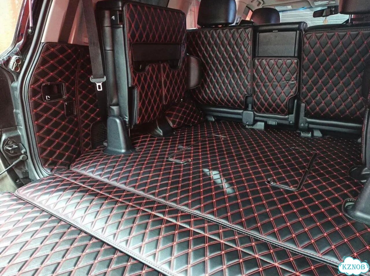 3D коврики в багажник toyota land cruiser 200 фото 2