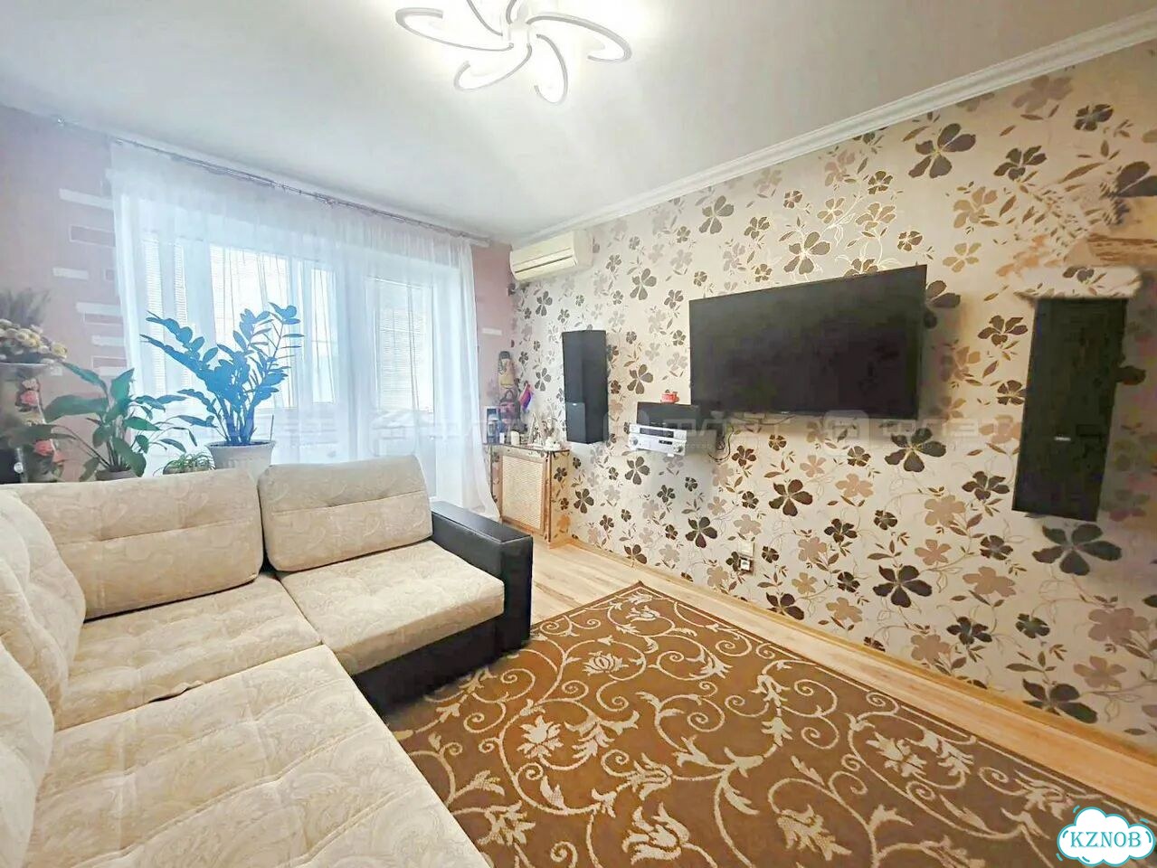 2-к. квартира, 50,5 м², 9/9 эт. фото 2