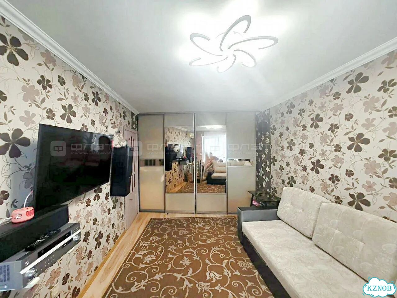 2-к. квартира, 50,5 м², 9/9 эт. фото 4