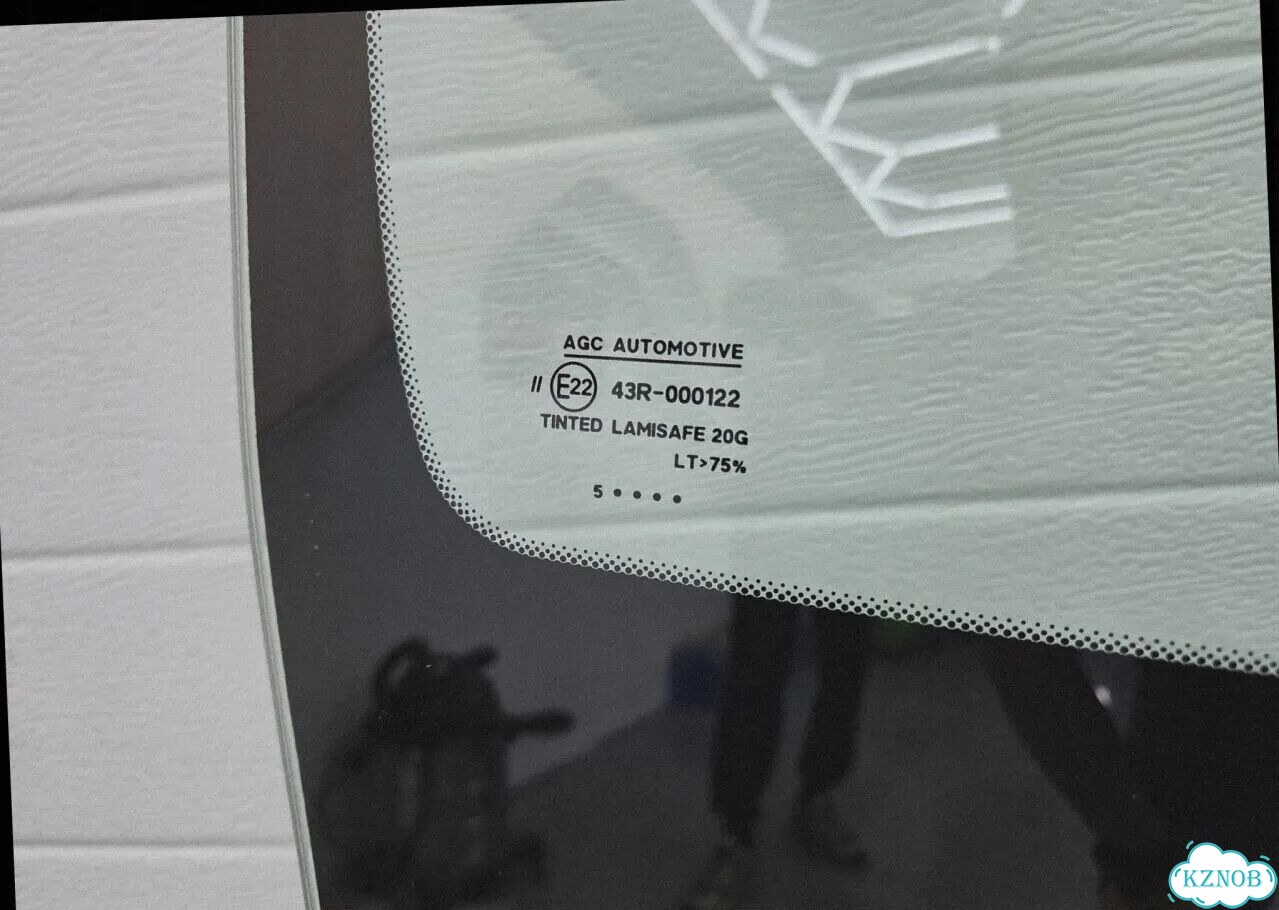 Стёкла лобовые на все виды авто фото 4