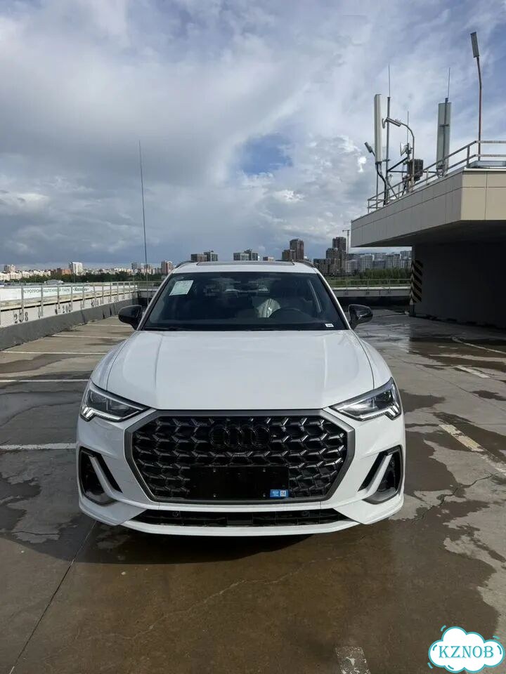 Audi Q3 1.5 AMT, 2026, 30 км фото 1