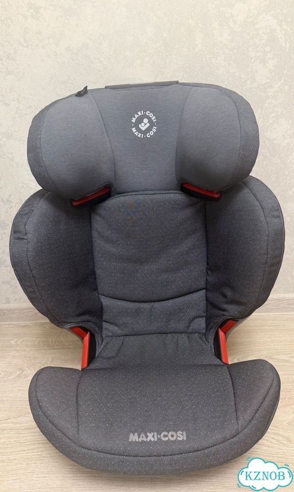 Автомобильное кресло maxi cosi фото 1
