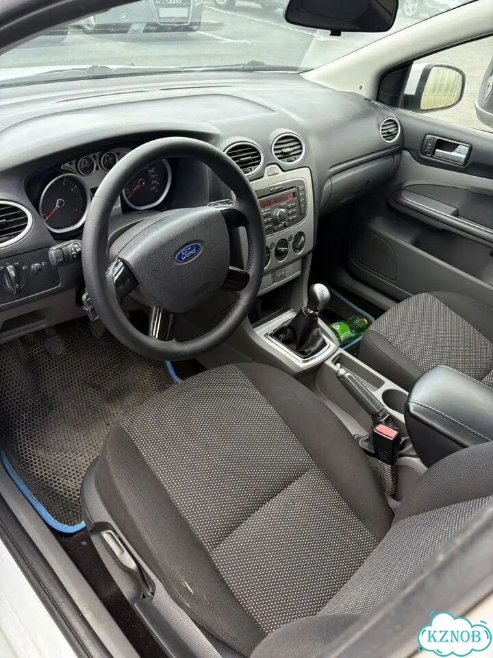 Ford Focus 1.6 MT, 2010, 295 000 км фото 6