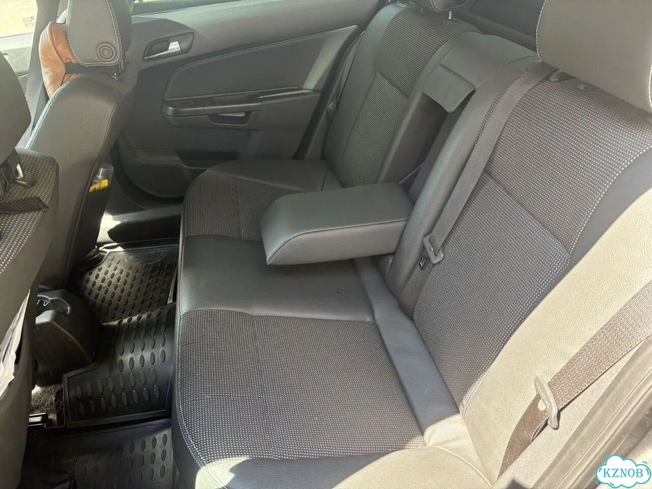 Opel Astra 1.6 MT, 2010, 179 900 км фото 8