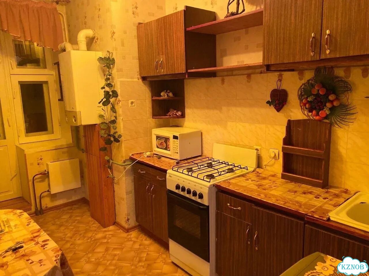 1-к. квартира, 38 м², 3/10 эт. фото 2