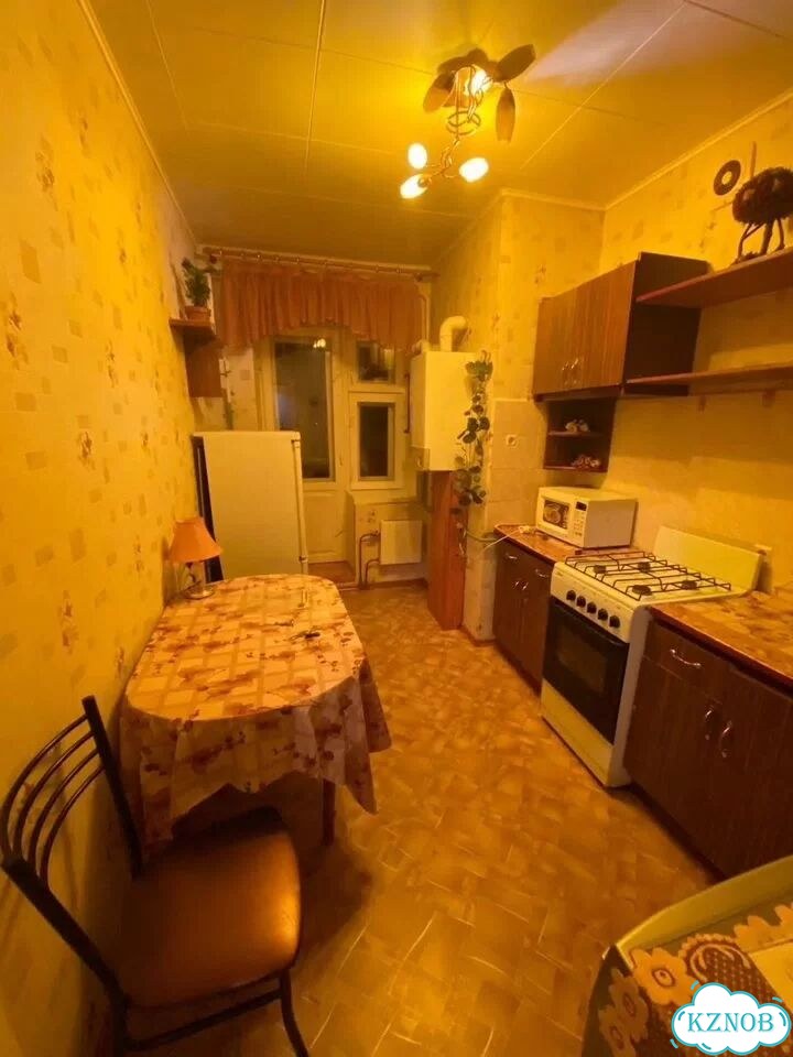 1-к. квартира, 38 м², 3/10 эт. фото 3