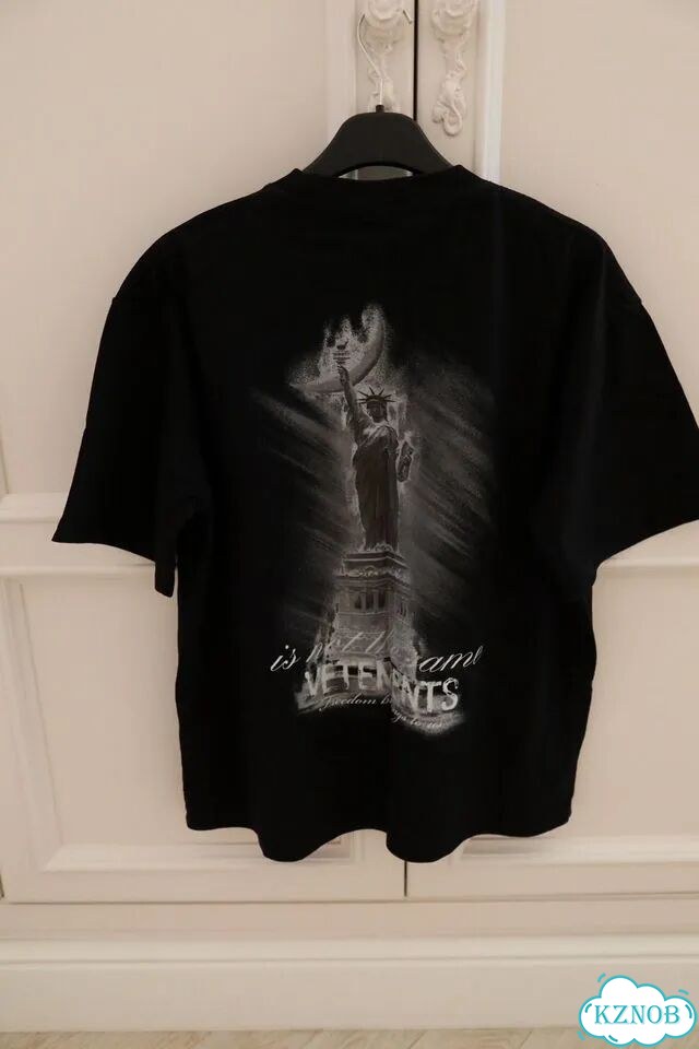 Оригинальная футболка Vetements фото 1