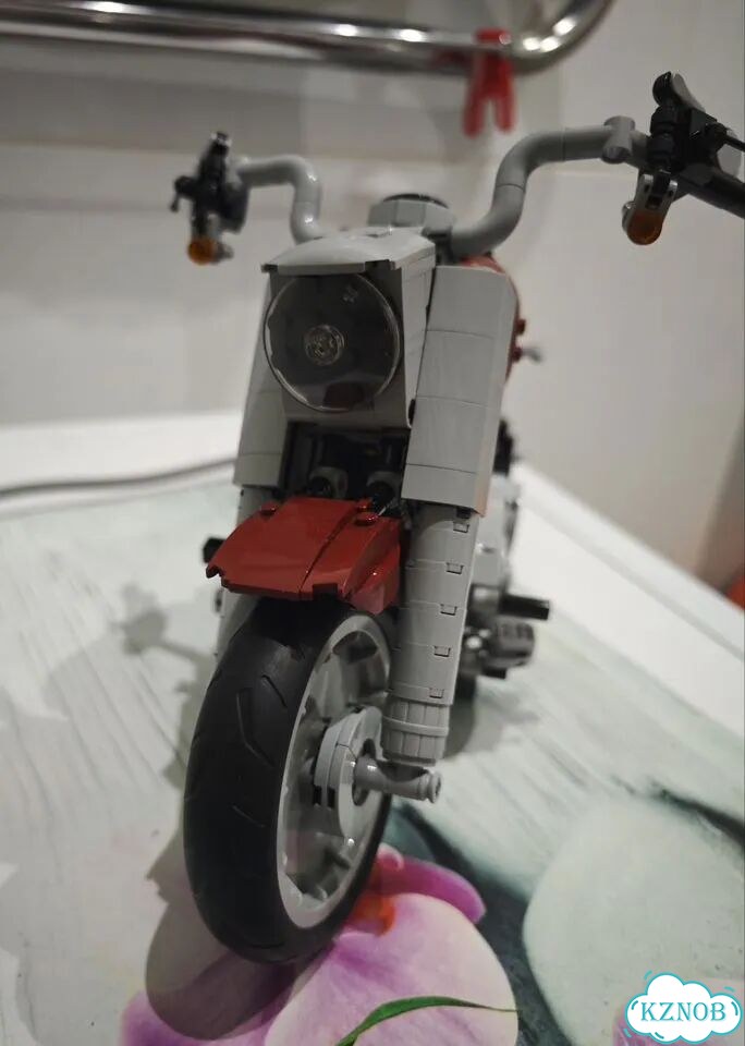 Lego Creator 10269 Harley-Davidson Fat Boy фото 2