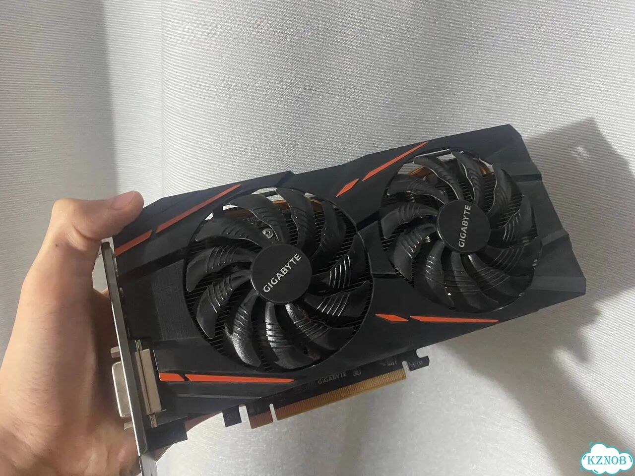 Видеокарта rx580 gigabyte фото 1
