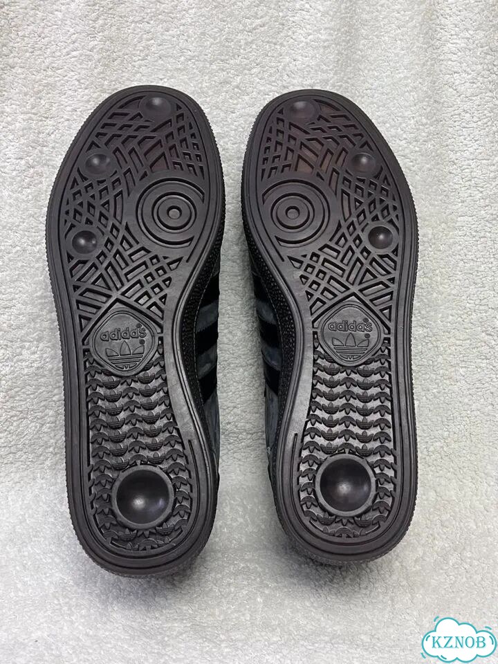 Оригинальные кроссовки adidas фото 3