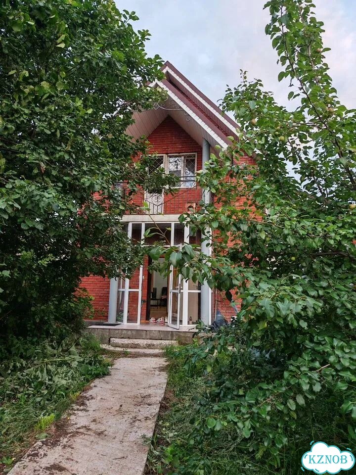 Дом 100 м² на участке 4 сот. фото 1