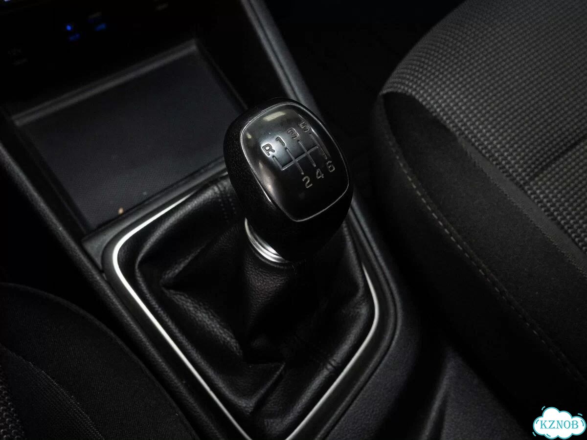 Hyundai Solaris 1.4 MT, 2018, 116 588 км фото 7